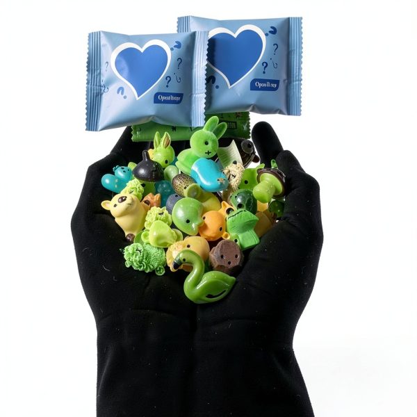100pcs Mini Resin Animals Figures Glow in Dark for Fairy Garden Decor-1